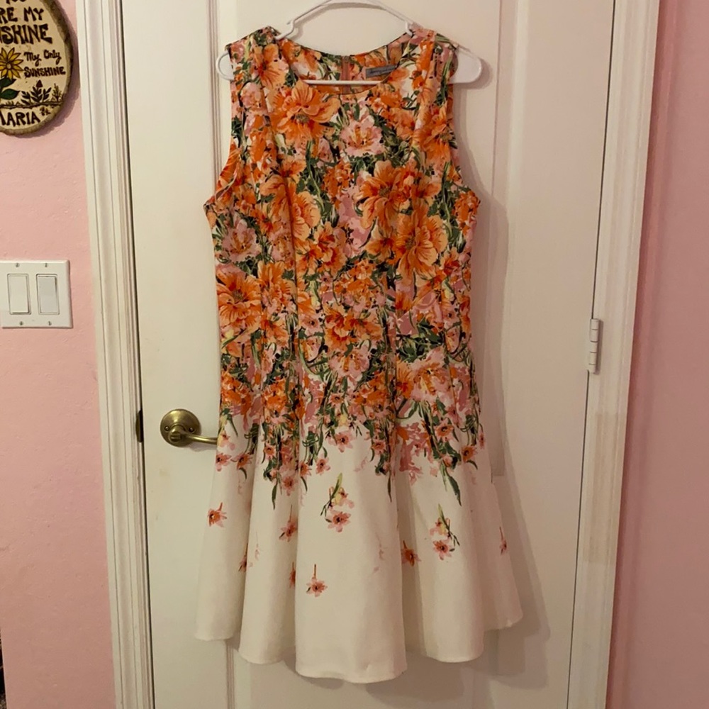 Floral Flow Dress!